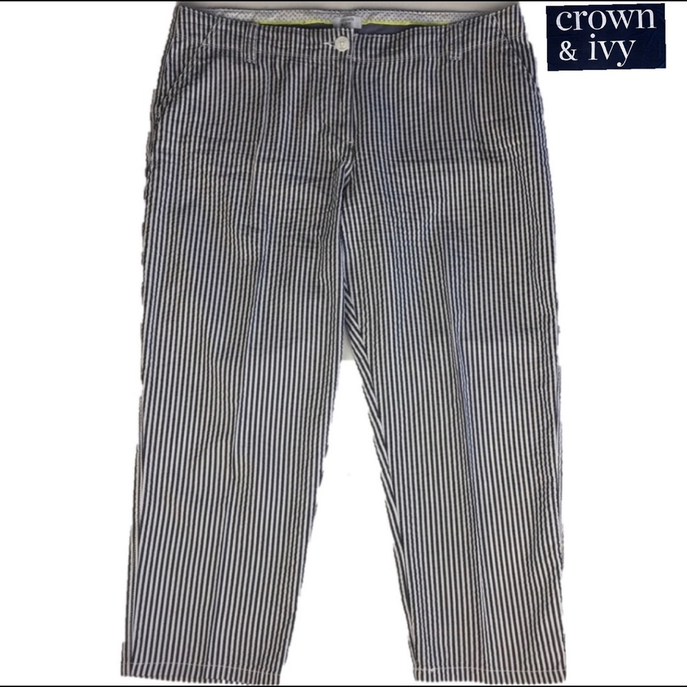 Crown & Ivy Women Capri Pants Seersucker Size 16